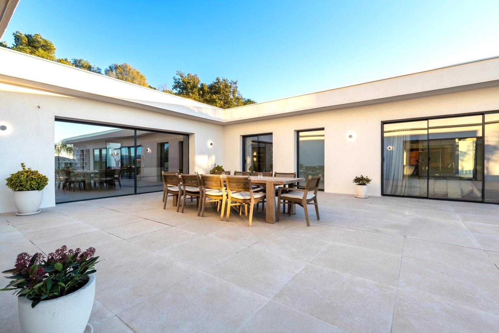 Dream Villa *